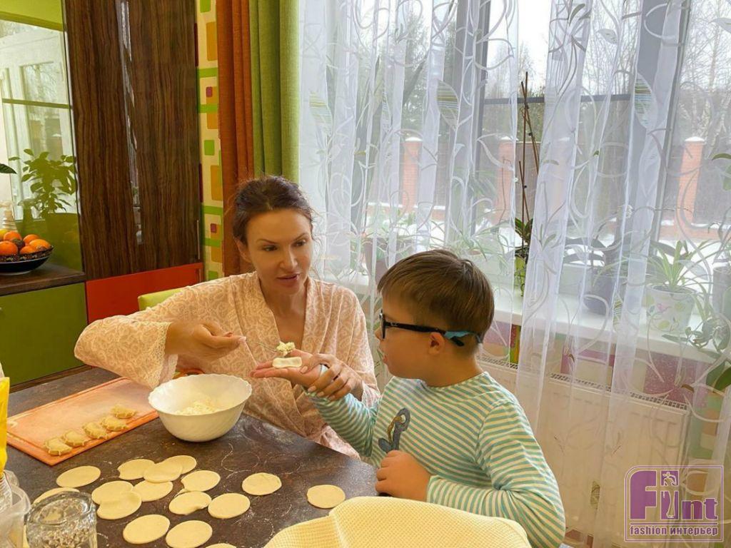 Обновлённый загородный дом Эвелины Блёданс - Модный интерьер