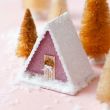 Ёлочная игрушка своими руками: волшебный домик в снегу
