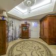 Необычный дизайн интерьера квартиры Светланы Немоляевой с охотничьим домиком внутри