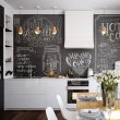 Как оформить пустую стену на кухне: 10 простых дизайнерских решений