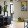Поп-арт и лофт: артистичный интерьер городской квартиры для яркой жизни