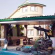 Нео-классика, стиль Прованс и ржавый камин: Михаил Галустян показал свой дом в Сочи