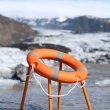Необычный стул из детского спасательного круга сделал исландский дизайнер Тобиа Замботти