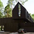 Необычный парящий в воздухе дом российского архитектора и дизайнера