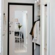 Как и где установить зеркало в прихожей? 5 советов от дизайнеров 