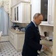 Квартира в Кремле: где живёт и работает Президент России последние три года