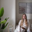 Нестандартный классический стиль интерьера в маленькой евродвушке