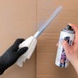 Красочная и необычная ваза для цветов из стеклянных пробирок