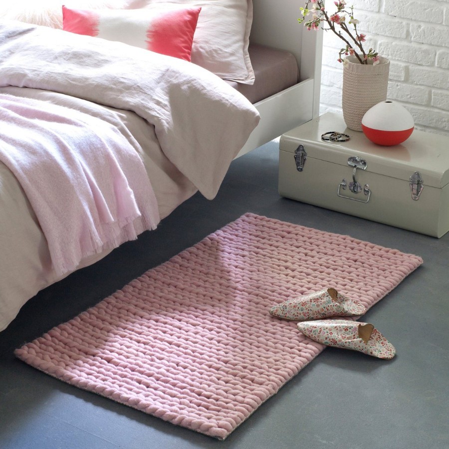 прикроватные коврики для спальни фото