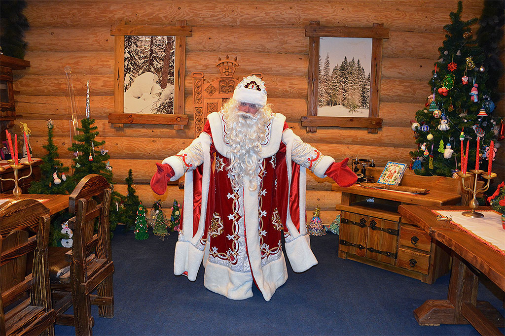 Дома Деда Мороза в разных городах России