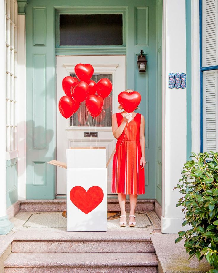 Украшаем дом на День Влюбленных: входная дверь