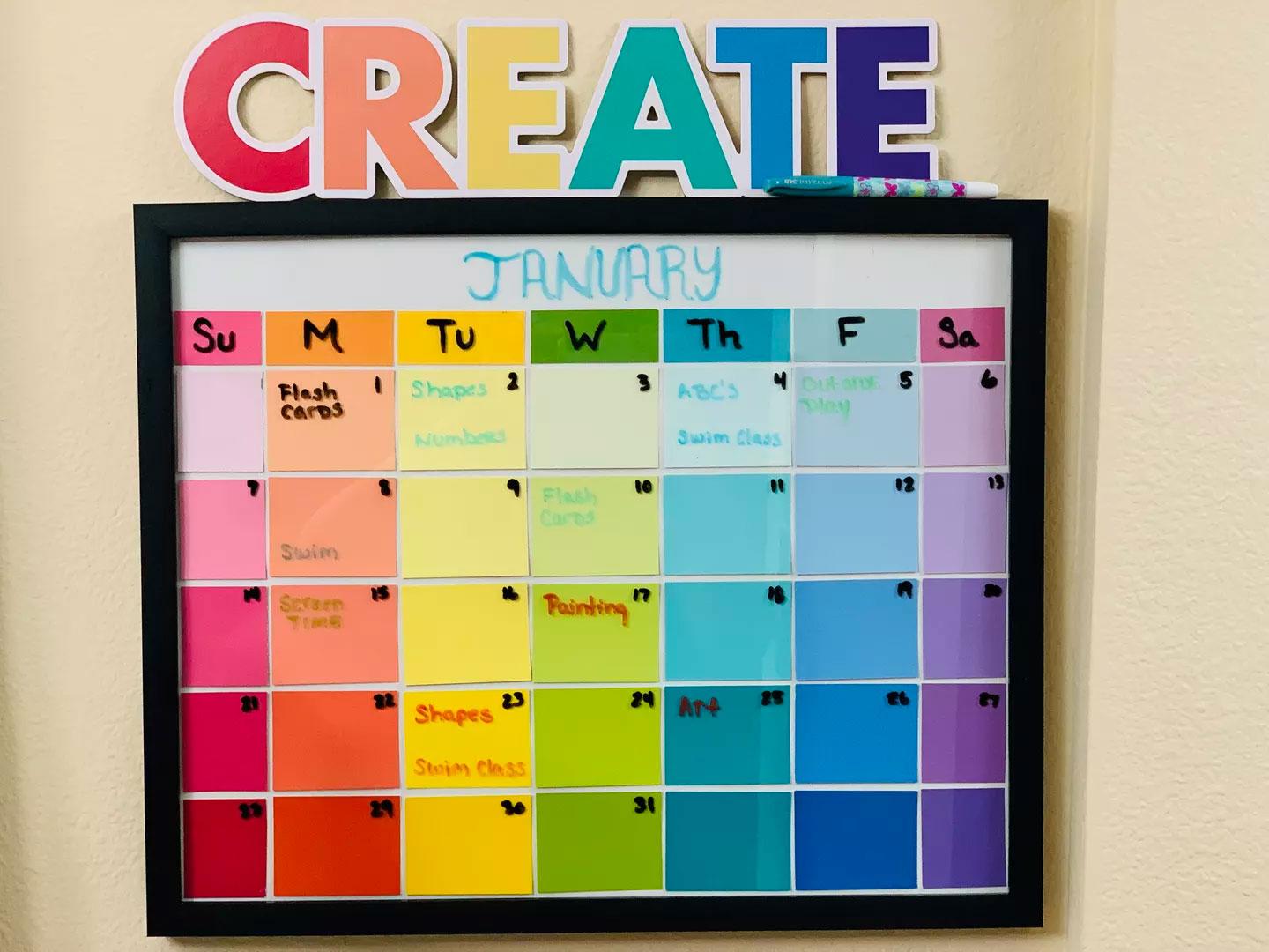 Красочный календарь-ежедневник с функцией маркерной доски своими руками
