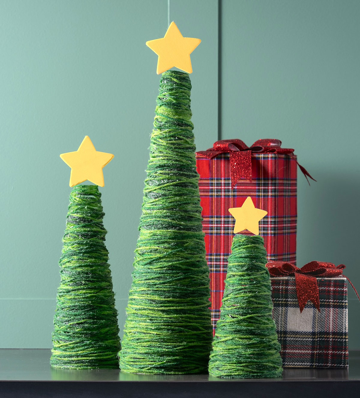 Волшебные новогодние ёлки из пряжи своими руками